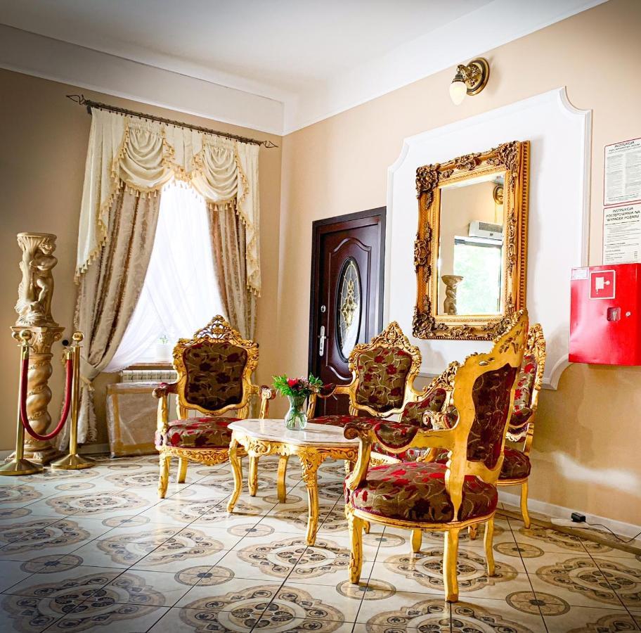 Hotel Wellness & Spa Antyczny Dwor Rudna Mala Exteriör bild