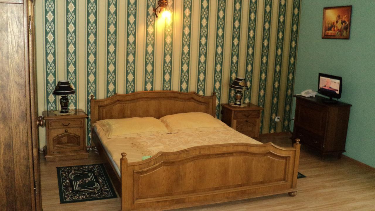 Hotel Wellness & Spa Antyczny Dwor Rudna Mala Exteriör bild