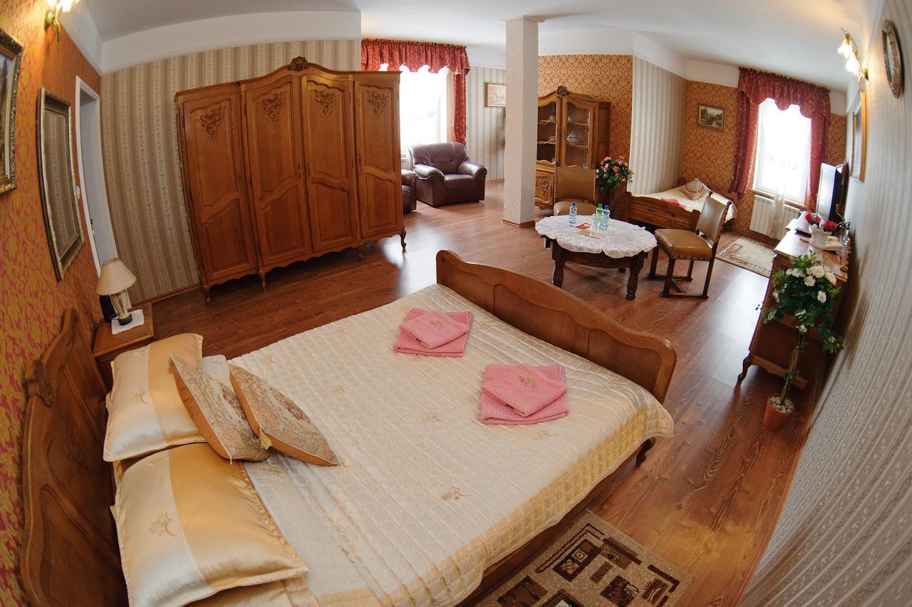 Hotel Wellness & Spa Antyczny Dwor Rudna Mala Exteriör bild